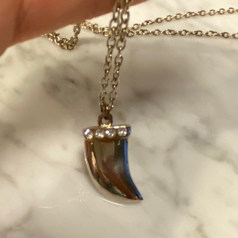 Long necklace